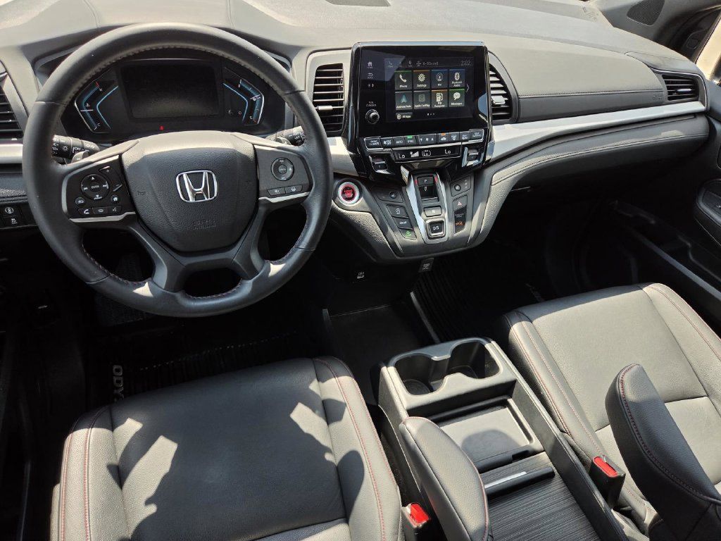 Used 2024 Honda Odyssey Sport image 18