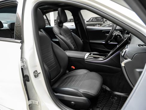 Used 2023 Mercedes-Benz C 43 AMG 4MATIC Sedan image 34