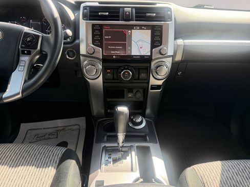 Used 2023 Toyota 4Runner SR5 AWD/4WD image 11