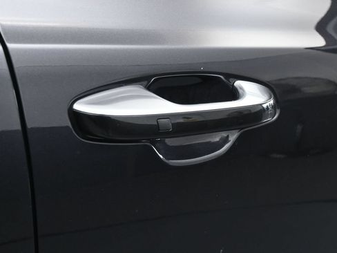 Used 2025 Kia Telluride S FWD image 42