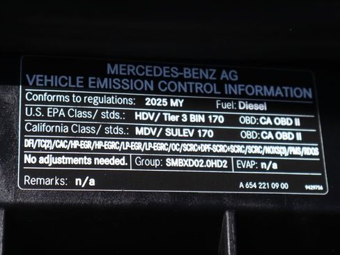 Used 2025 Mercedes-Benz Sprinter 2500 image 15