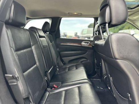 Used 2013 Jeep Grand Cherokee Limited RWD image 16
