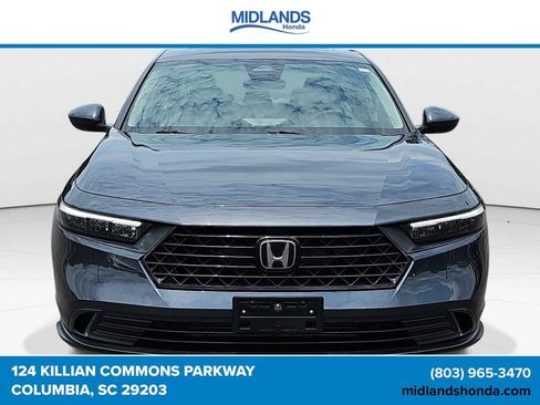 Used 2023 Honda Accord EX image 9