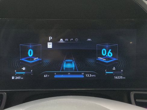 Used 2024 Hyundai Elantra SEL image 23