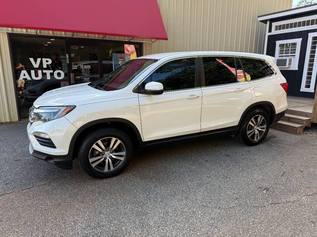 Used 2017 Honda Pilot EX image 8