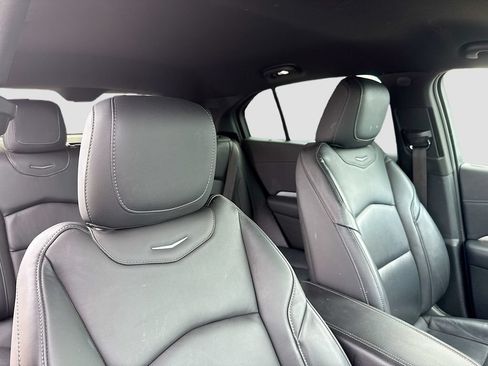 Used 2023 Cadillac XT4 Premium Luxury w/ Technology Package FWD image 21