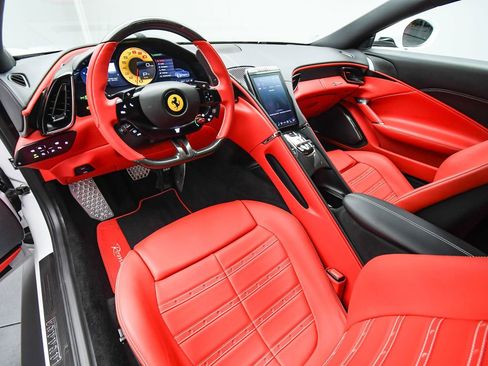 Certified 2024 Ferrari Roma image 12