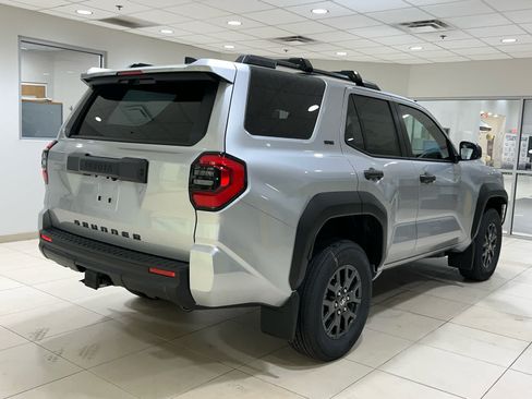 New 2026 Toyota 4Runner SR5 AWD/4WD image 6