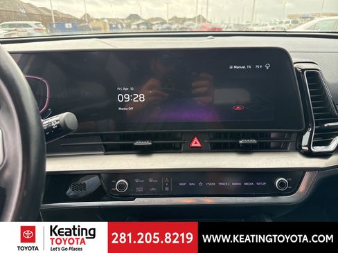 Used 2023 Kia Sportage EX image 20