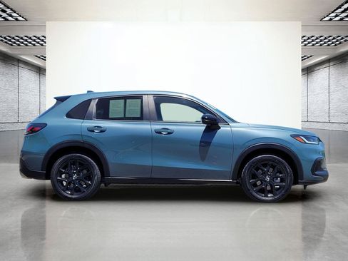 Used 2024 Honda HR-V Sport image 5
