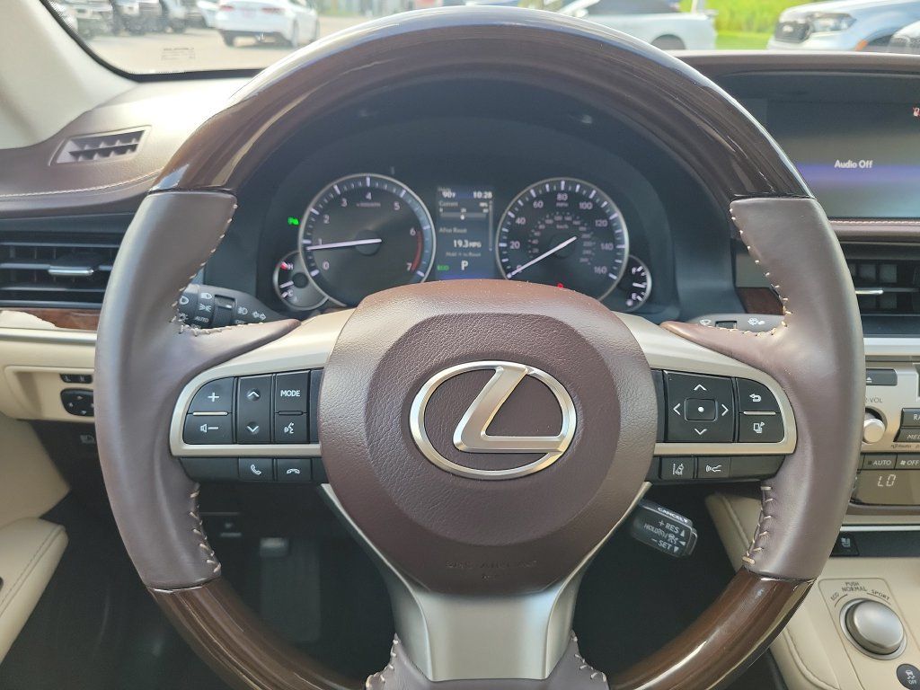 Used 2017 Lexus ES 350 w/ Premium Package FWD image 8