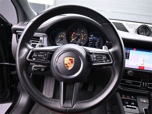 Used 2023 Porsche Macan GTS image 13