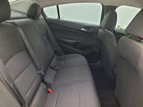 Used 2018 Chevrolet Cruze LS FWD image 19