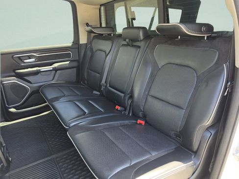 Used 2022 RAM 1500 Laramie RWD image 19