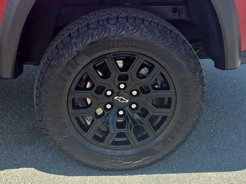 Used 2026 Chevrolet Colorado Trail Boss AWD/4WD image 34