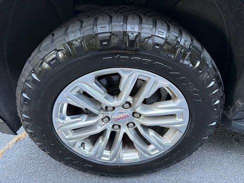 Used 2021 GMC Yukon SLT RWD image 11