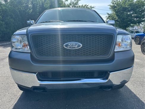Used 2005 Ford F150 XLT AWD/4WD image 2