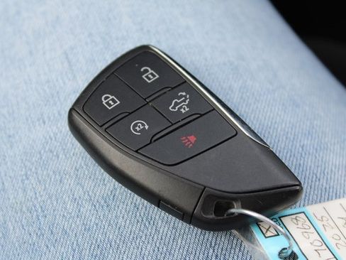 Used 2025 Chevrolet Silverado 1500 LT image 24