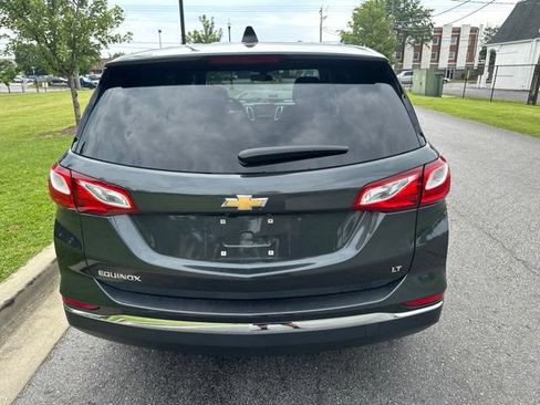 Used 2018 Chevrolet Equinox LT FWD image 18