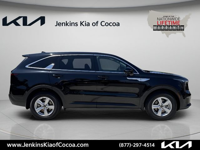 New 2026 Kia Sorento LX FWD image 3