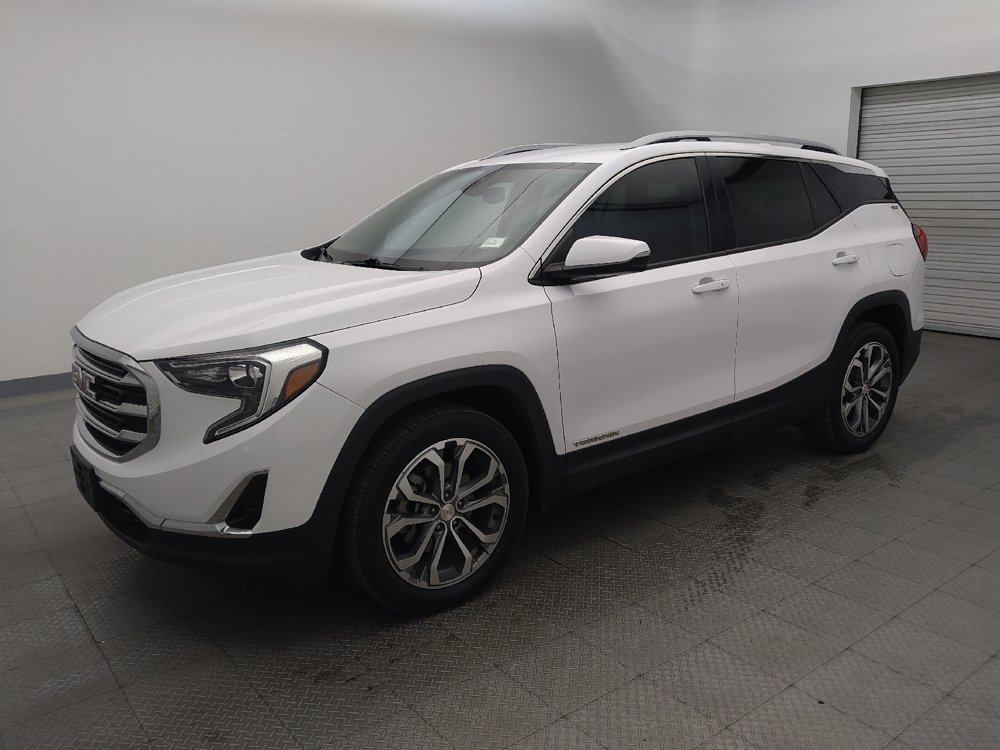Used 2020 GMC Terrain SLT w/ Preferred Package FWD image 2