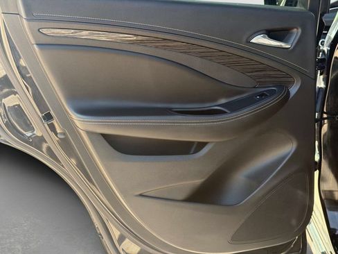 Used 2017 Buick Envision Essence FWD image 13