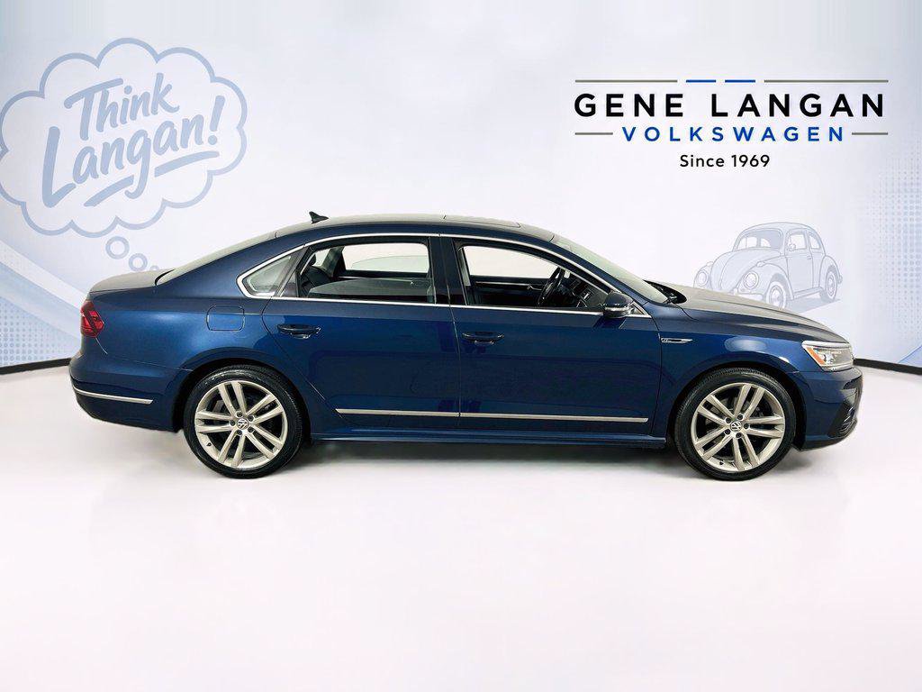 Used 2019 Volkswagen Passat 2.0T SE R-Line FWD image 4