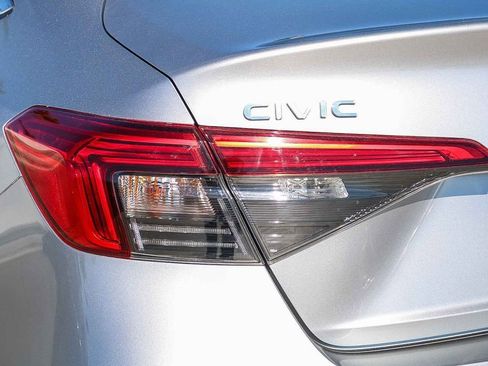 Used 2024 Honda Civic EX image 10