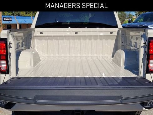 New 2026 GMC Sierra 1500 Pro w/ Graphite Edition image 9