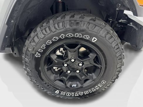 Used 2023 Jeep Wrangler Unlimited AWD/4WD image 86