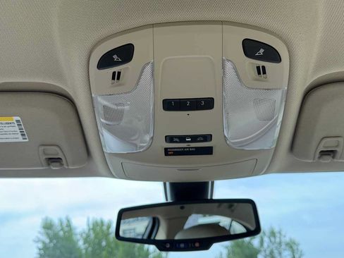 Used 2016 Buick LaCrosse Leather FWD image 25