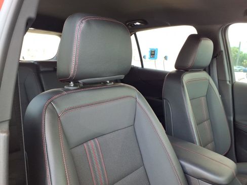 Used 2024 Chevrolet Equinox RS w/ LPO, Floor Liner Package FWD image 11