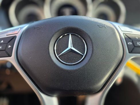 Used 2013 Mercedes-Benz C 250 Sport image 30