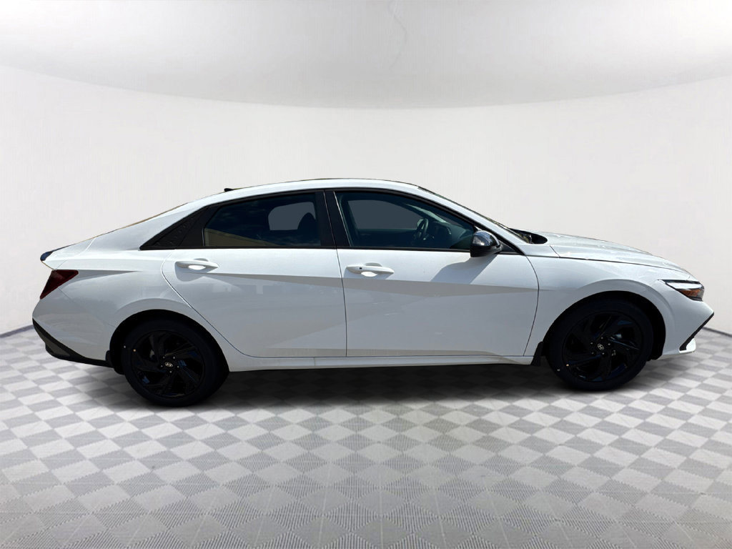 New 2026 Hyundai Elantra Sport FWD image 4