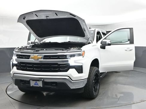 Used 2023 Chevrolet Silverado 1500 LT w/ Protection Package AWD/4WD image 46