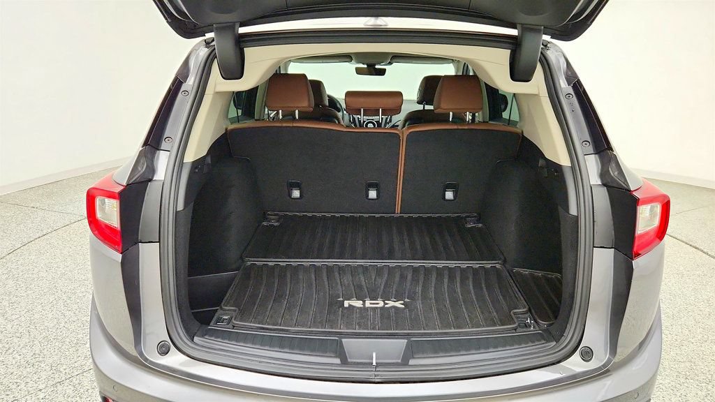 Used 2023 Acura RDX w/ Technology Package FWD image 22