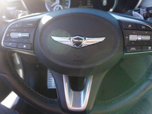 Used 2023 Genesis G70 3.3T w/ Sport Prestige Package image 9