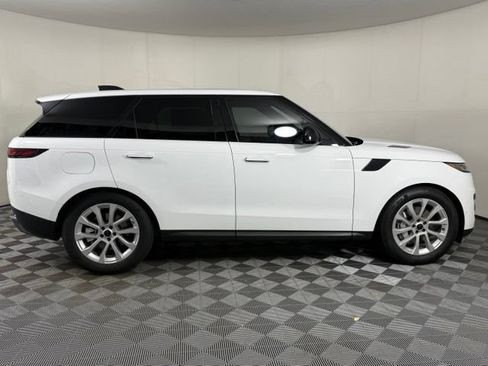 Certified 2026 Land Rover Range Rover Sport SE AWD/4WD image 9
