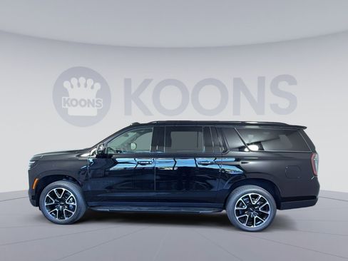 New 2026 Chevrolet Suburban RST w/ Comfort Package image 2