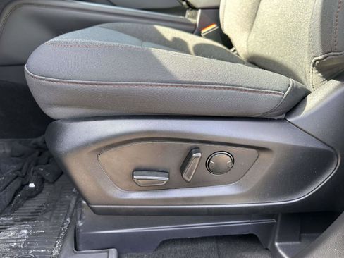 Used 2025 Ford Explorer Active image 11
