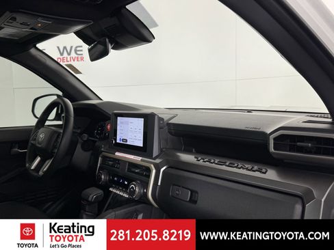 Used 2024 Toyota Tacoma TRD Sport image 20