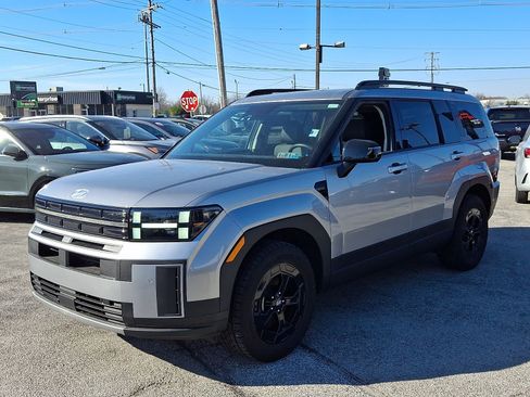 Used 2024 Hyundai Santa Fe XRT image 3