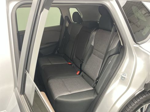 Used 2023 Nissan Rogue SV image 11