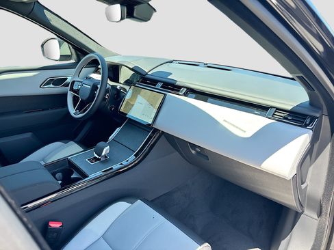 New 2026 Land Rover Range Rover Velar Dynamic SE AWD/4WD image 14