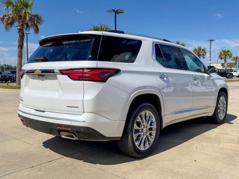 Used 2022 Chevrolet Traverse Premier image 7