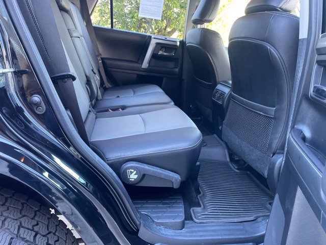 Used 2023 Toyota 4Runner SR5 Premium w/ Moonroof Package AWD/4WD image 18