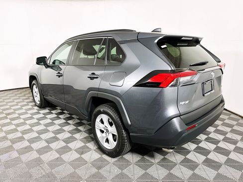 Used 2021 Toyota RAV4 XLE image 5