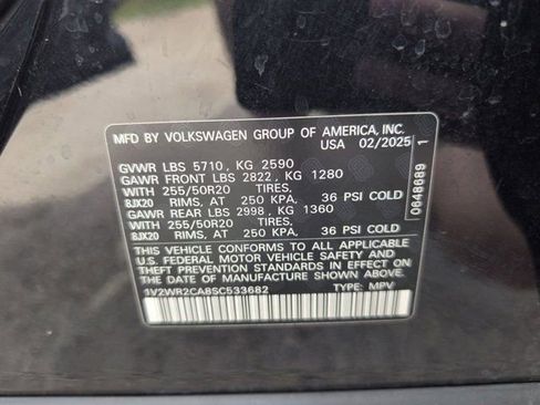 Used 2025 Volkswagen Atlas SE FWD image 36