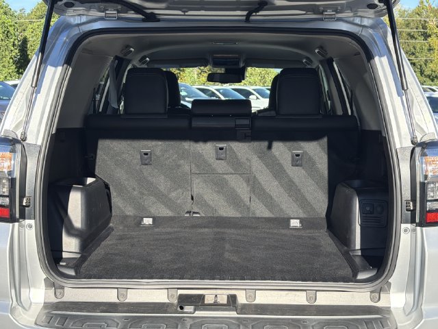Used 2022 Toyota 4Runner SR5 Premium AWD/4WD image 20