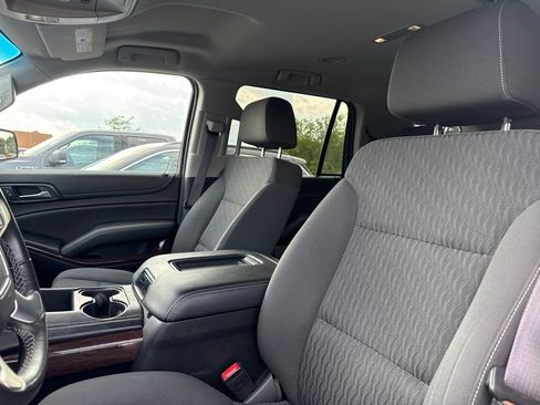 Used 2016 GMC Yukon SLE w/ Convenience Package AWD/4WD image 5